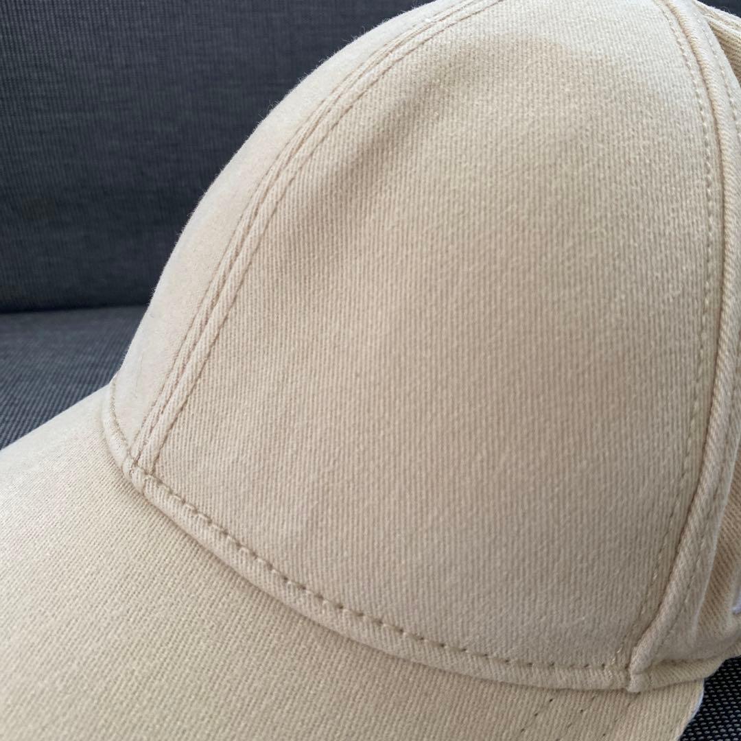 プラダ　キャップ　Mサイズ　　男女兼用