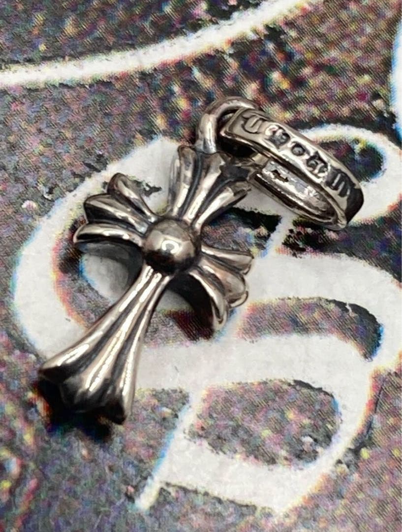 クロムハーツ　クロス　ベビーファット　チャーム　シルバー925天然パヴェ