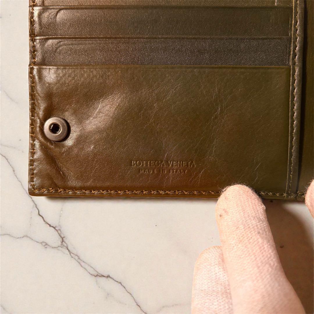美品BOTTEGA VENETA ボッテガヴェネタ ダークブラウン　二つ折り財布