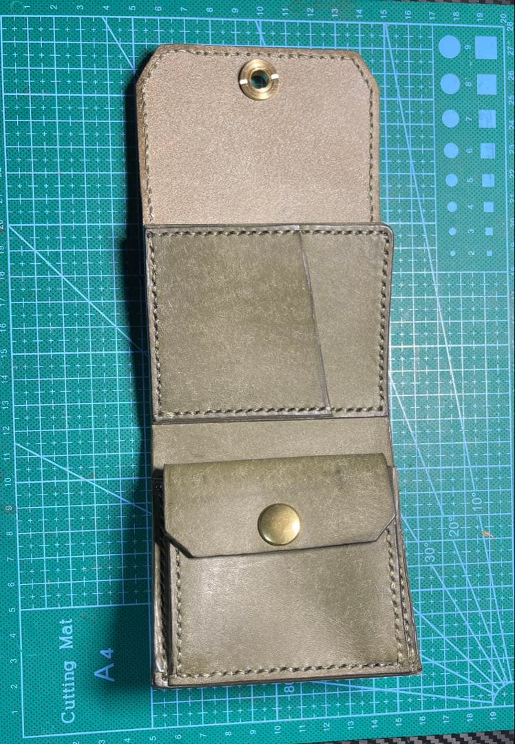 3つ折りコンパクト財布 おこし金具 プエブロイタリアンレザー