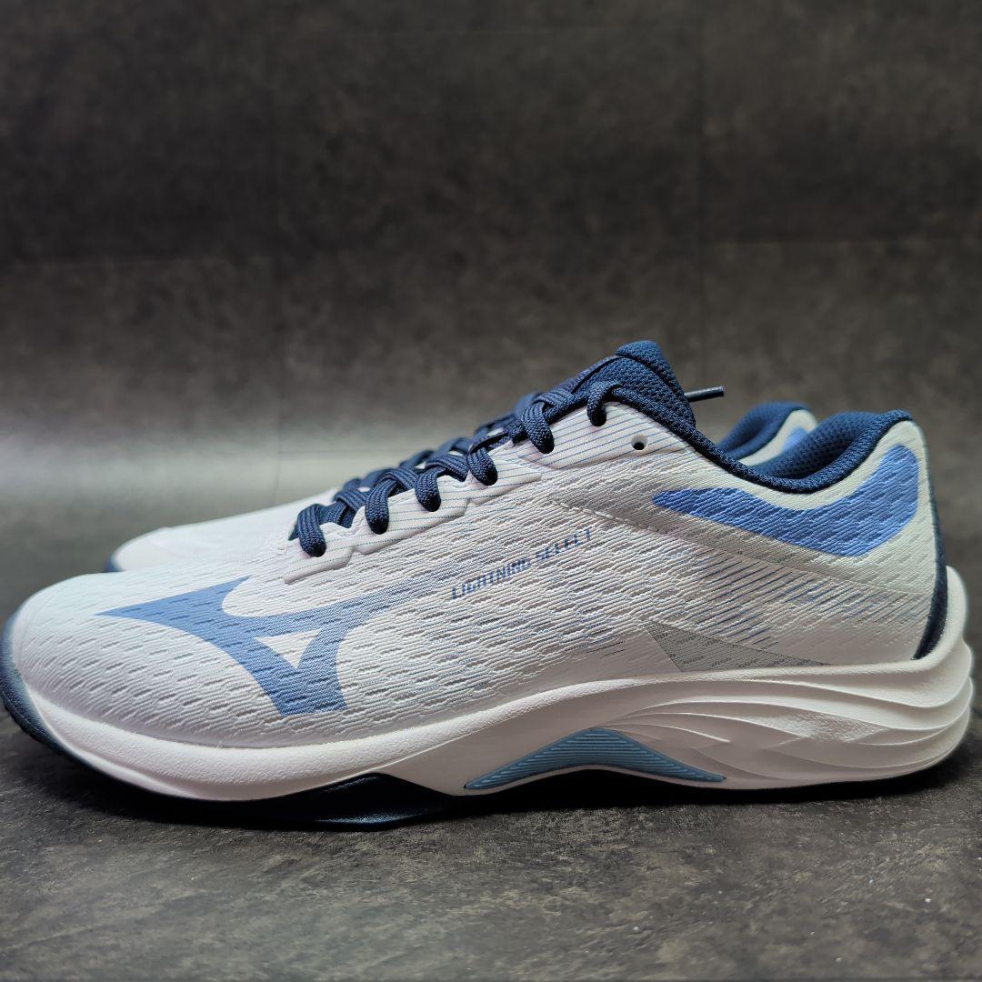 ミズノ　バレーボールシューズ　ライトニングセレクト　24.5cm　新品