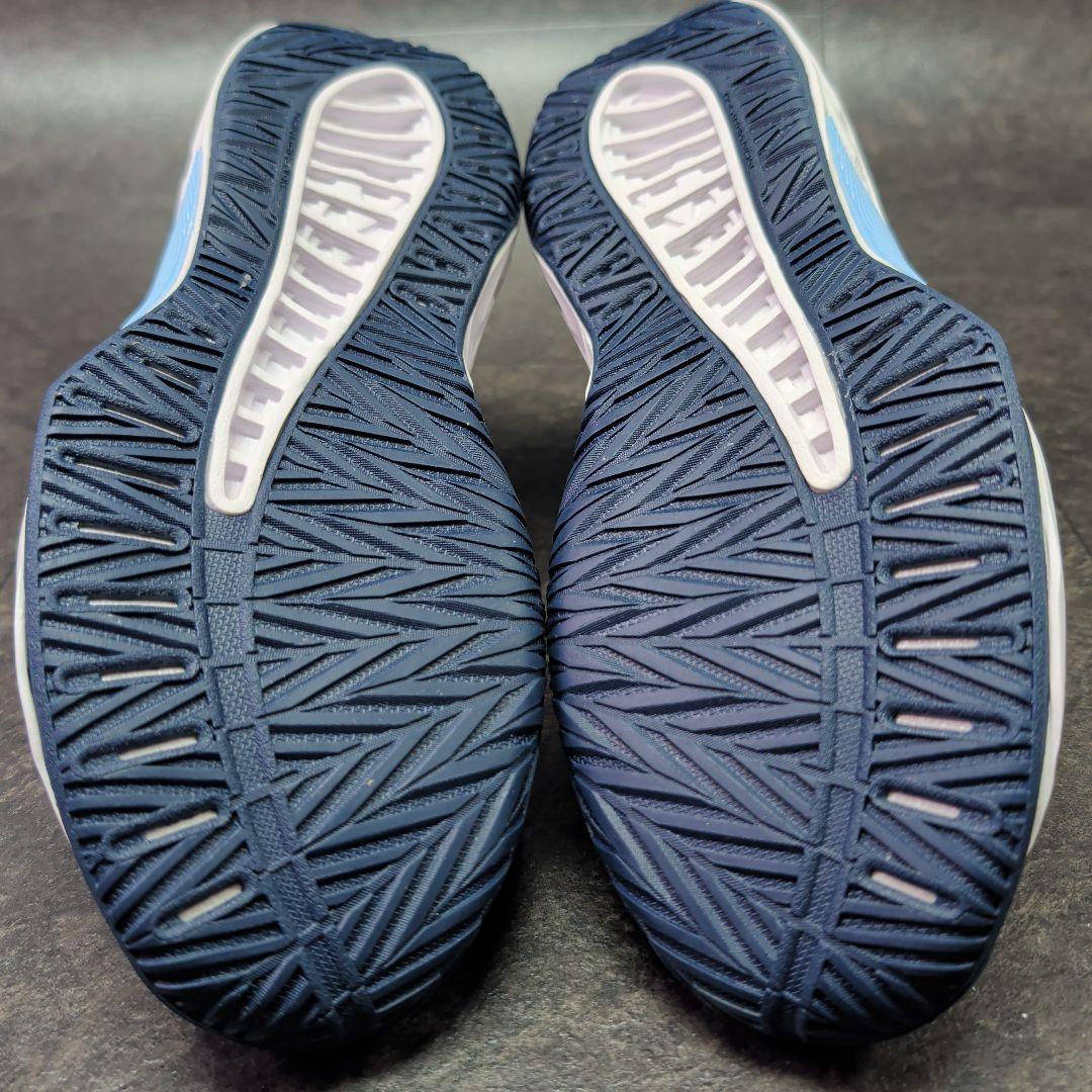 ミズノ　バレーボールシューズ　ライトニングセレクト　24.5cm　新品