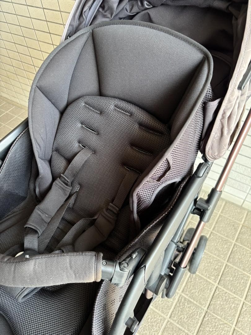 アップリカ A型ベビーカー オプティアクッショングレイス
