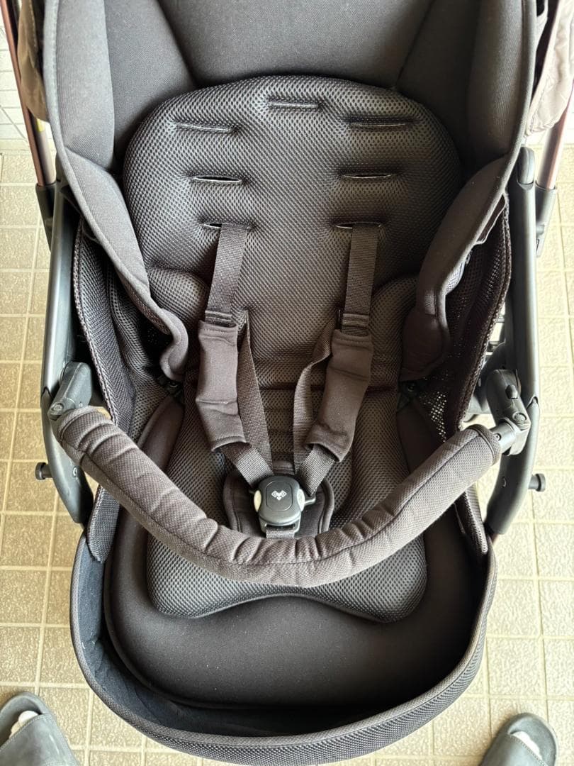 アップリカ A型ベビーカー オプティアクッショングレイス