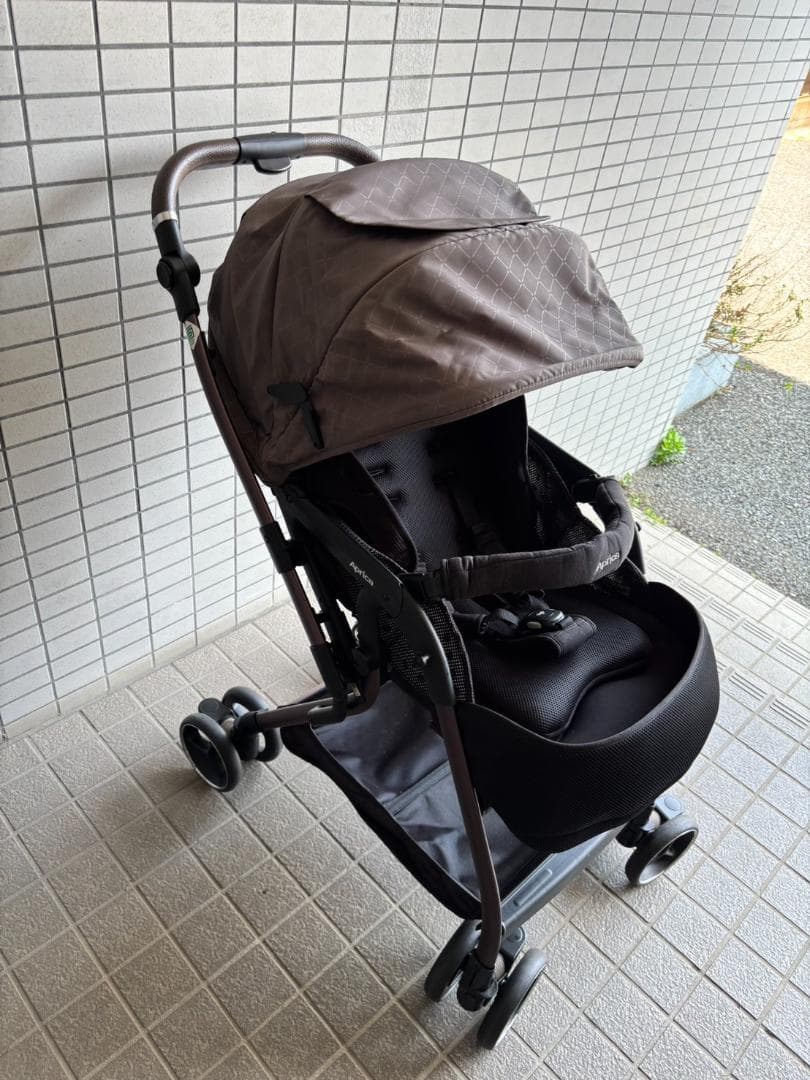 アップリカ A型ベビーカー オプティアクッショングレイス