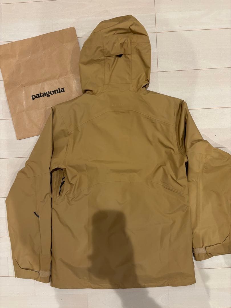パタゴニア パウダータウンジャケットベージュGRBN 2024