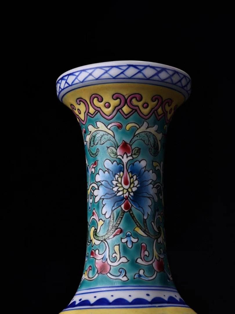 中国古美術・旧蔵珐琅彩瓷器花瓶・純手描き・茶道具・置物・観賞瓶・文房具·時代物