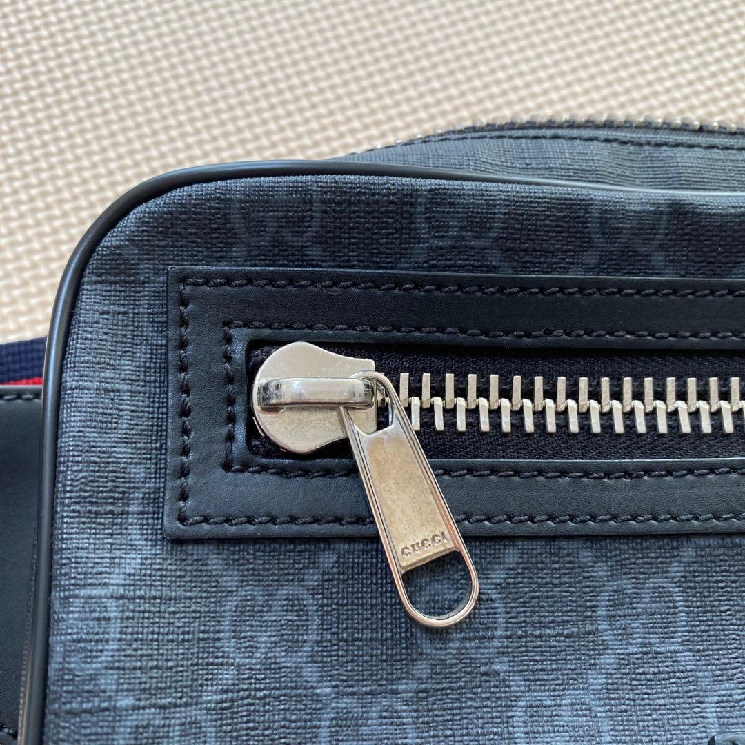 ぢるちる ！！GUCCI ボディバッグ GGスプリーム　シェリーライン