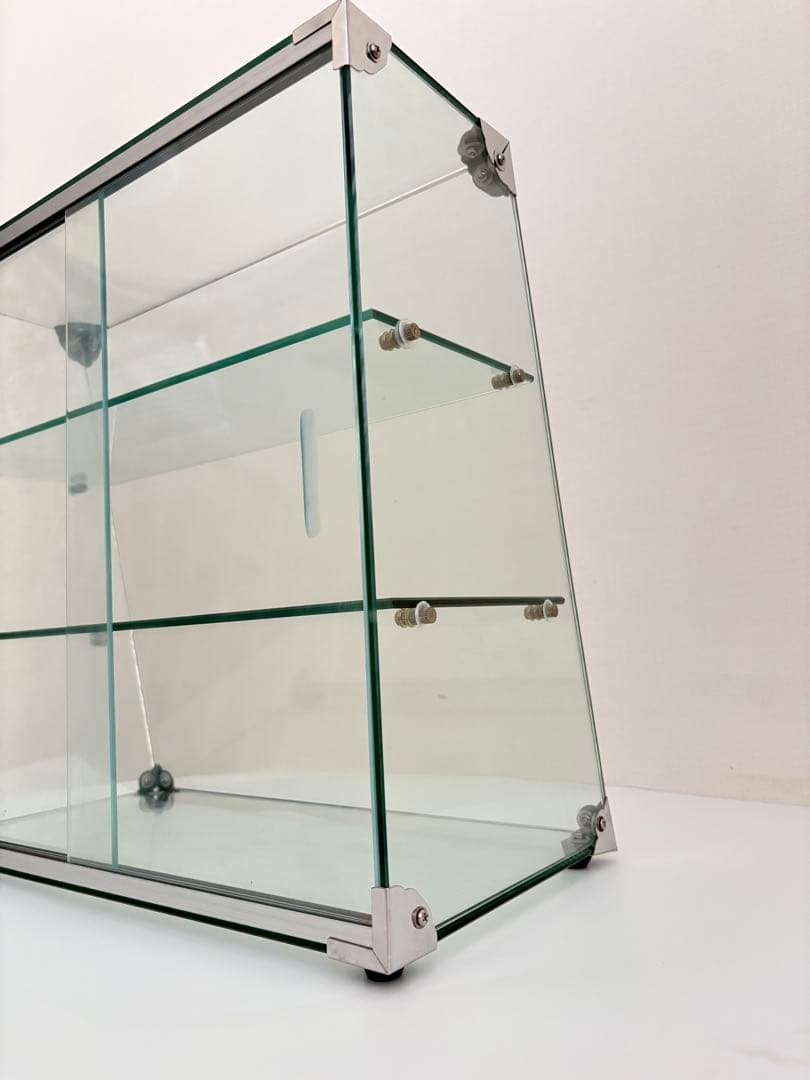 3段 ガラスケース　アンティーク　レトロ