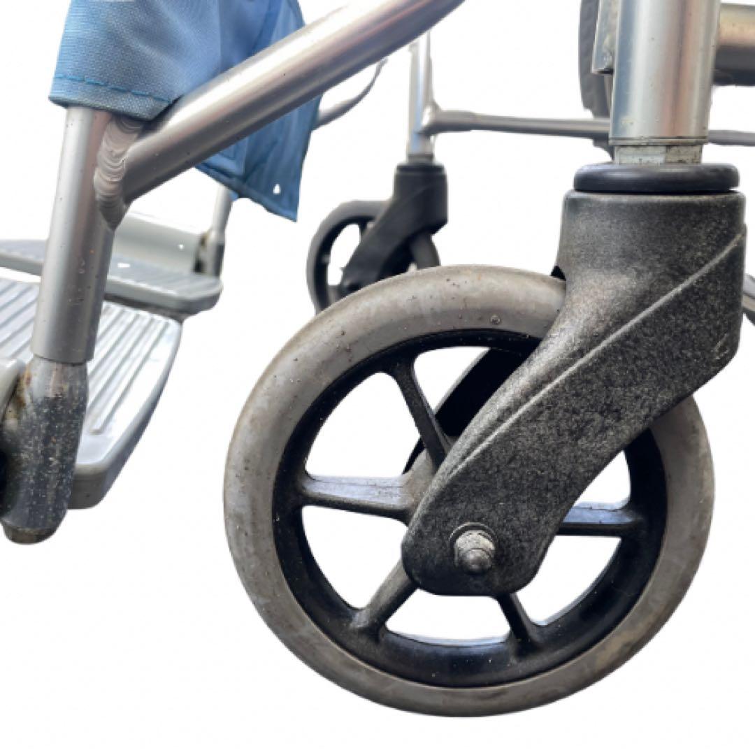 MiKi 車椅子 中古 軽量タイプ ブレーキ付き 介助式