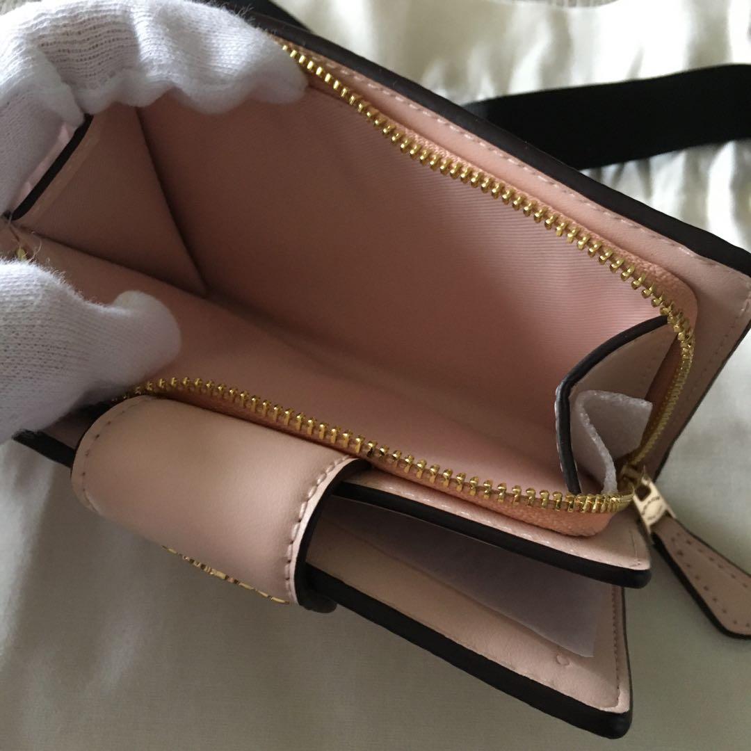 新品 コーチ COACH 二つ折り 財布 フラワー ピンク