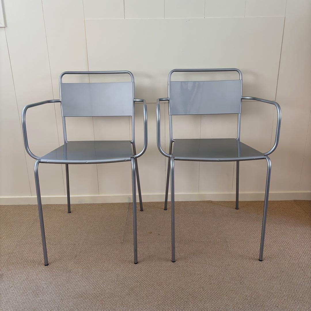 デザイン スタッキング アームチェア