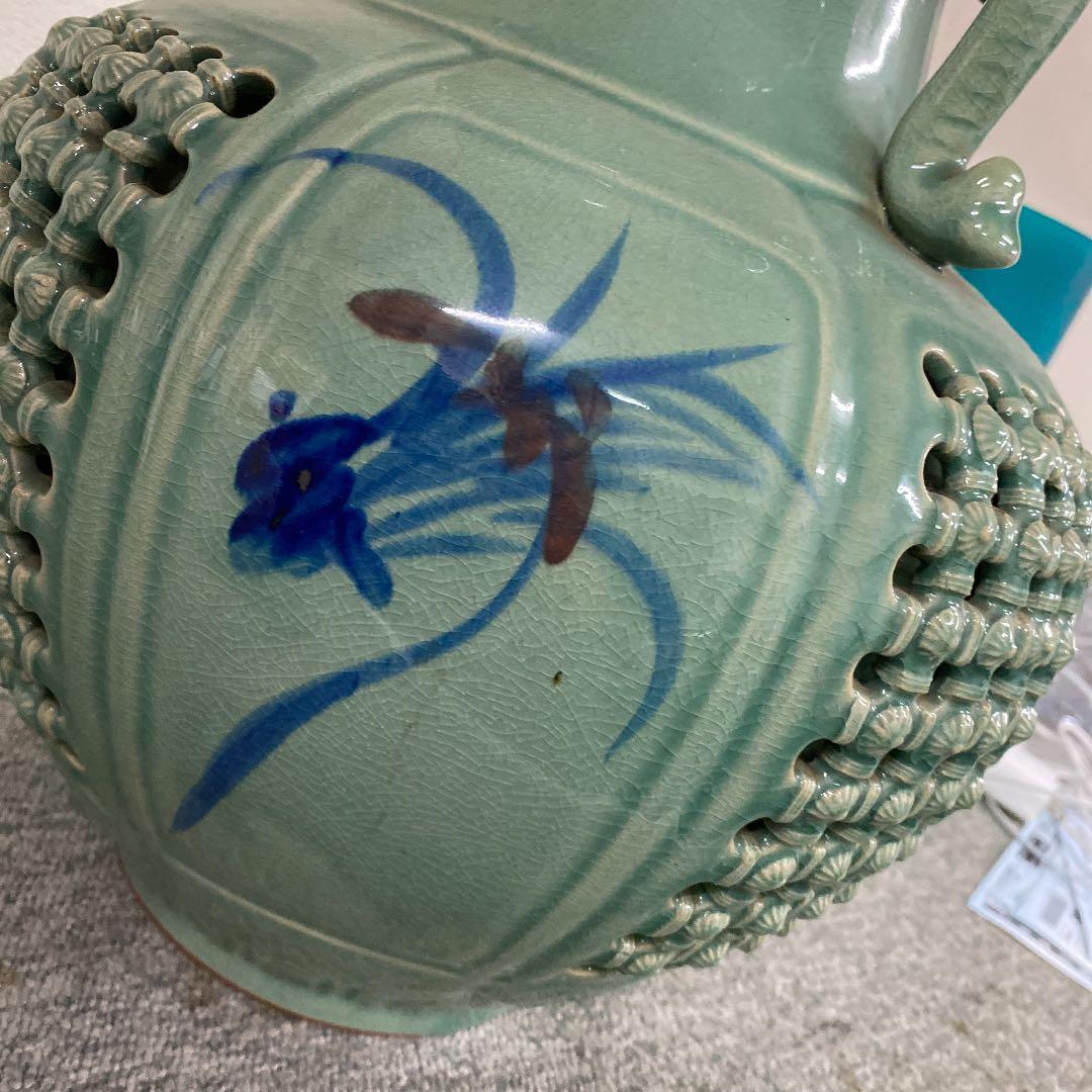 海泉　象耳飾り壺　花瓶　花器　透かし彫り　未使用