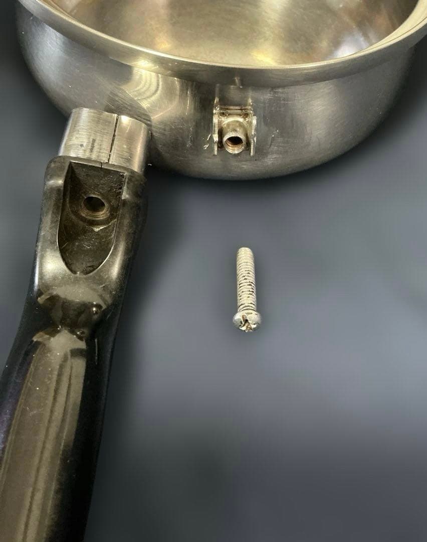 ロイヤルクイーン  Queen 1コート鍋　蓋なし