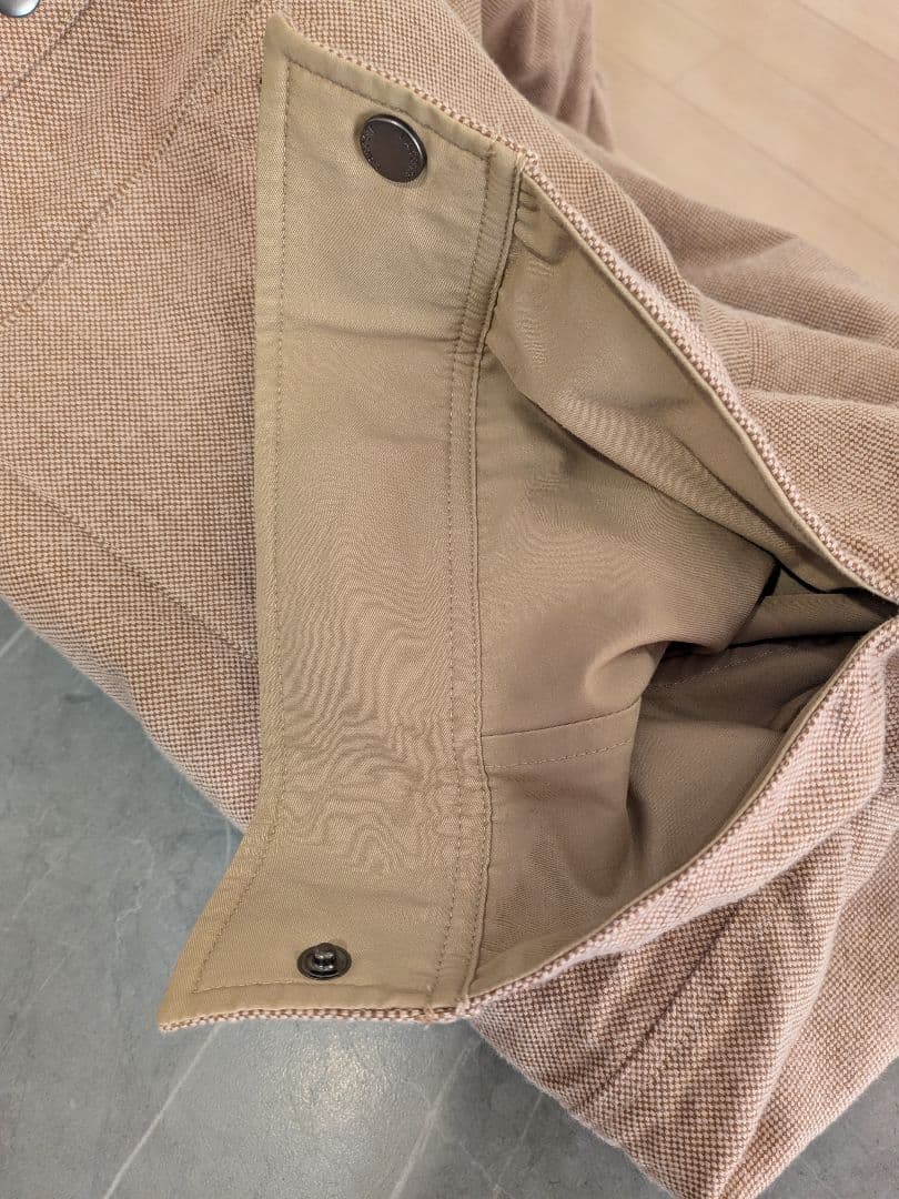 Lacoste ベージュボタン付きシャツ