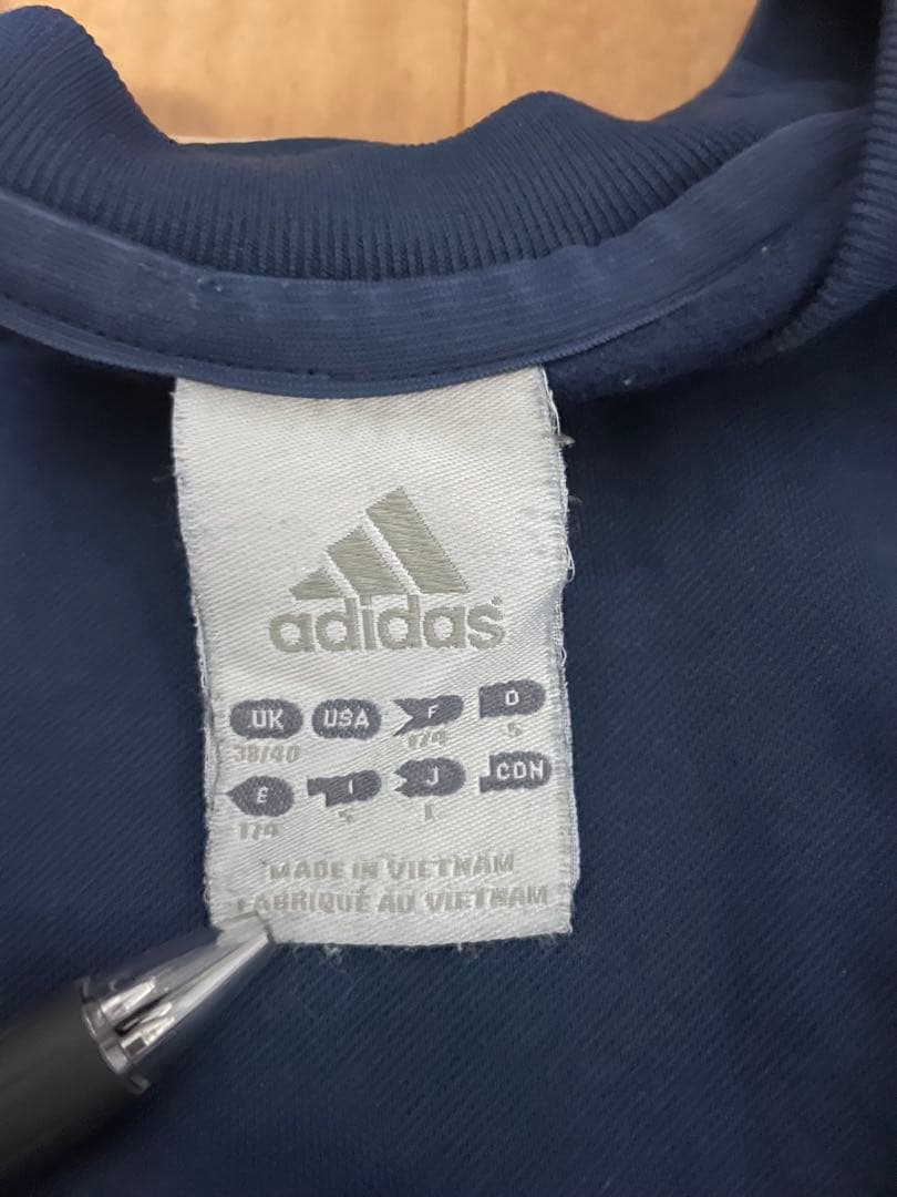 2012年製adidasチェルシー古着トラックジャケットプルオーバー