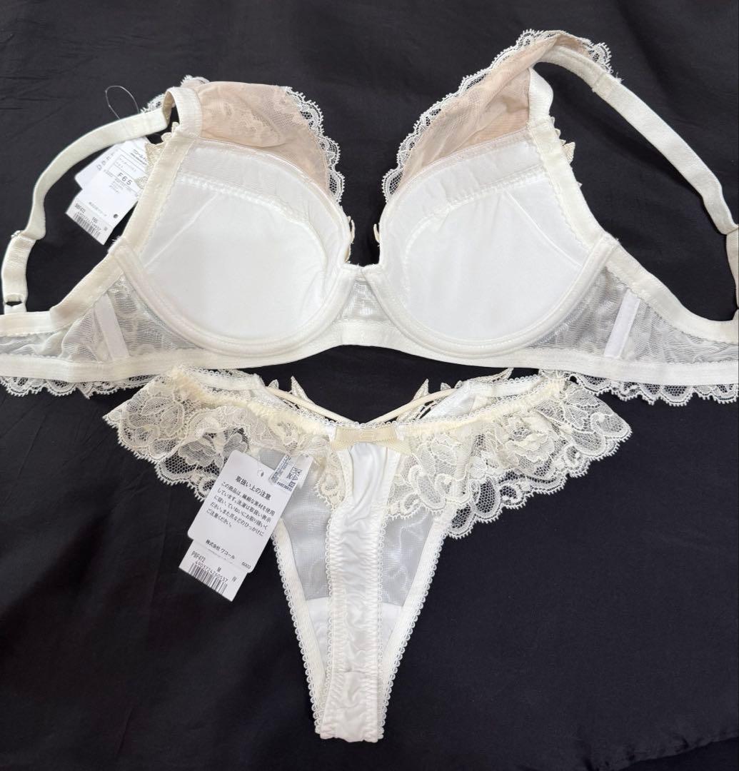 クニです☆Trefle⭐︎F65 上下セット　最高級ライン　ソングM 新品