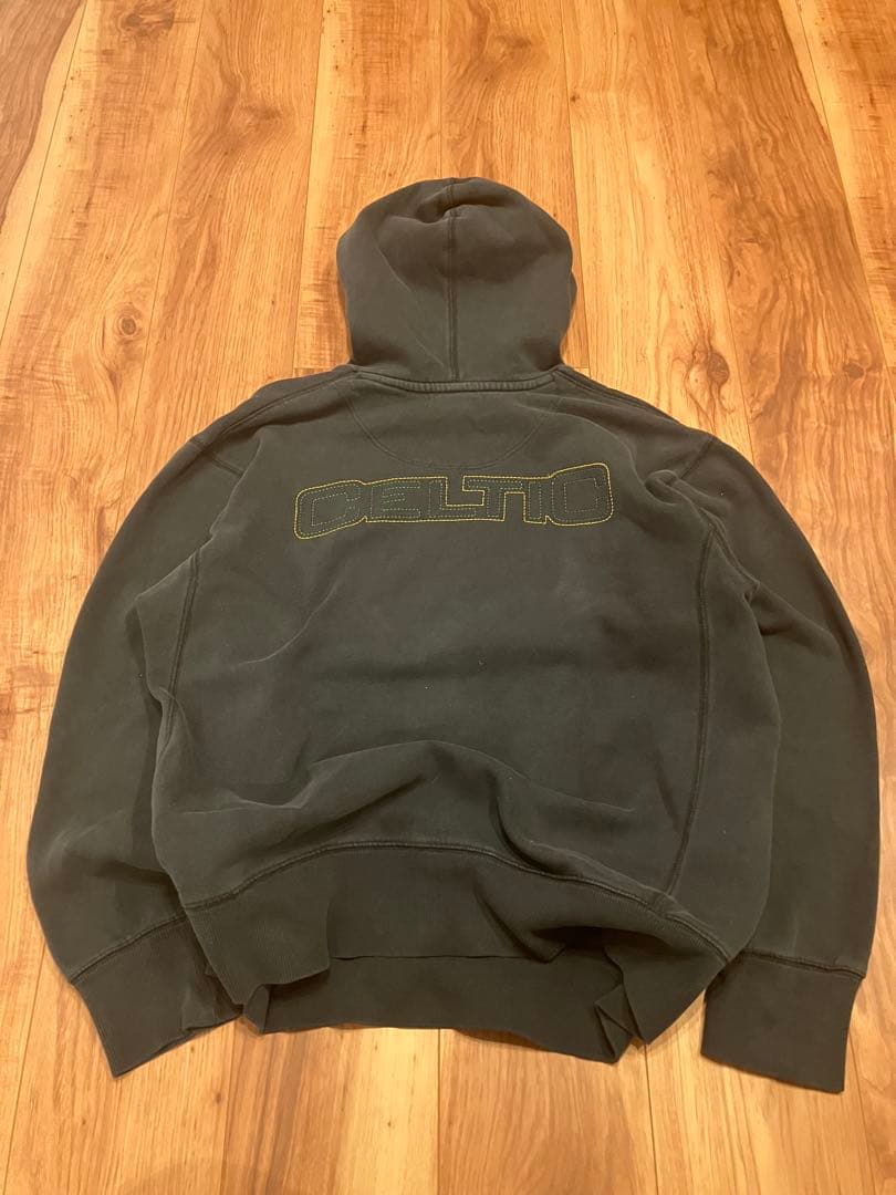 【入手困難】Nike×セルティックFC/スウェットパーカー/ジャージ L