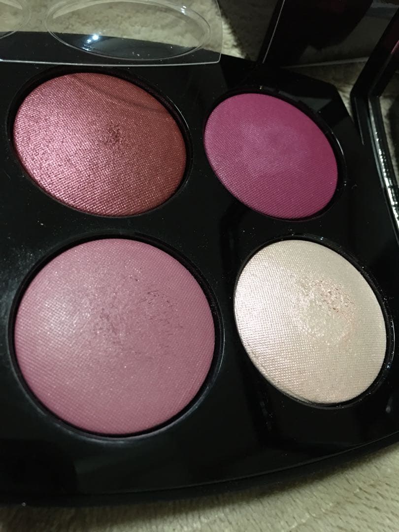 CHANEL 限定　コンフィダンス