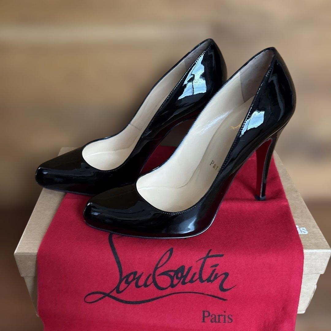 クリスチャンルブタン　パテントハイヒール　37 ブラック