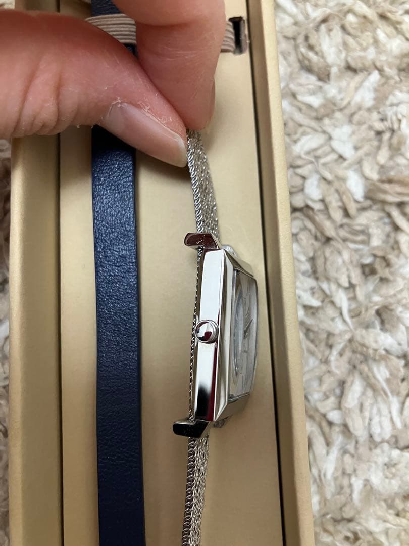 MATOW / マトウ　　スクエア シルバー銀 花/クォーツとエリンジューム