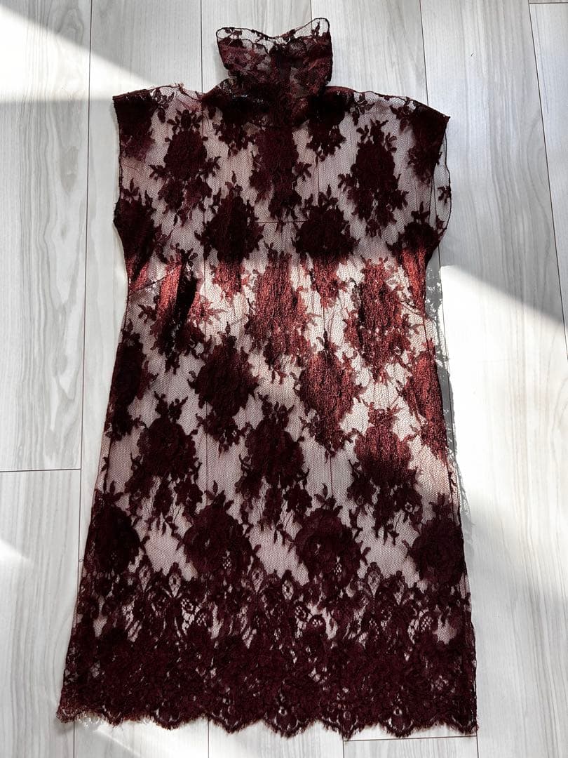 DOLCE & GABBANA 総レースチュニック