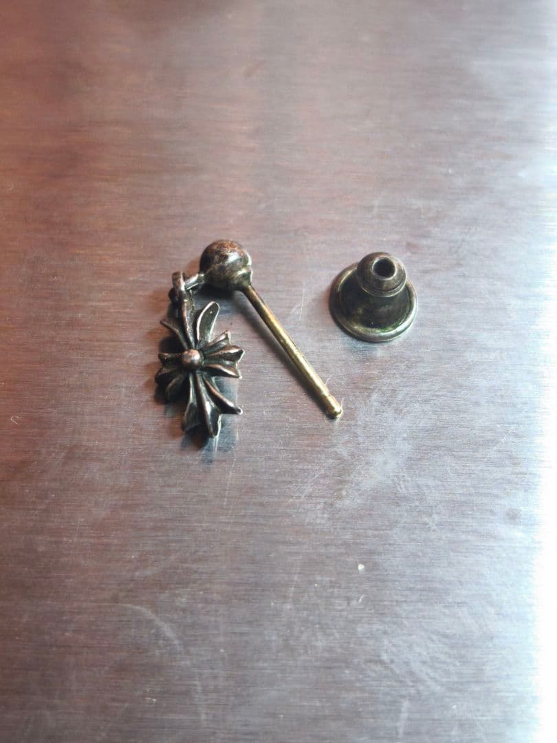 RINKAN鑑定済　最安値　クロムハーツ　タイニーE CHプラスドロップピアス