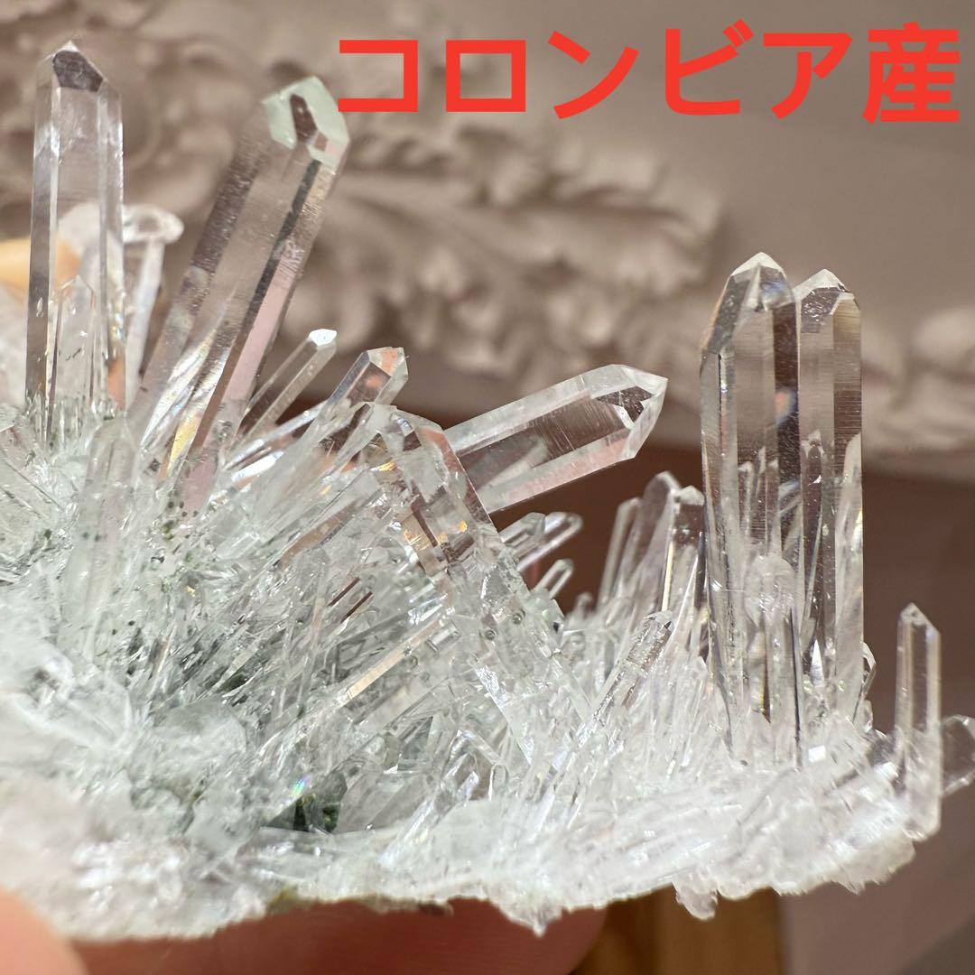 高品質　コロンビア産　レムリアンシードクラスター　自立　緑色の雲母共生⑤