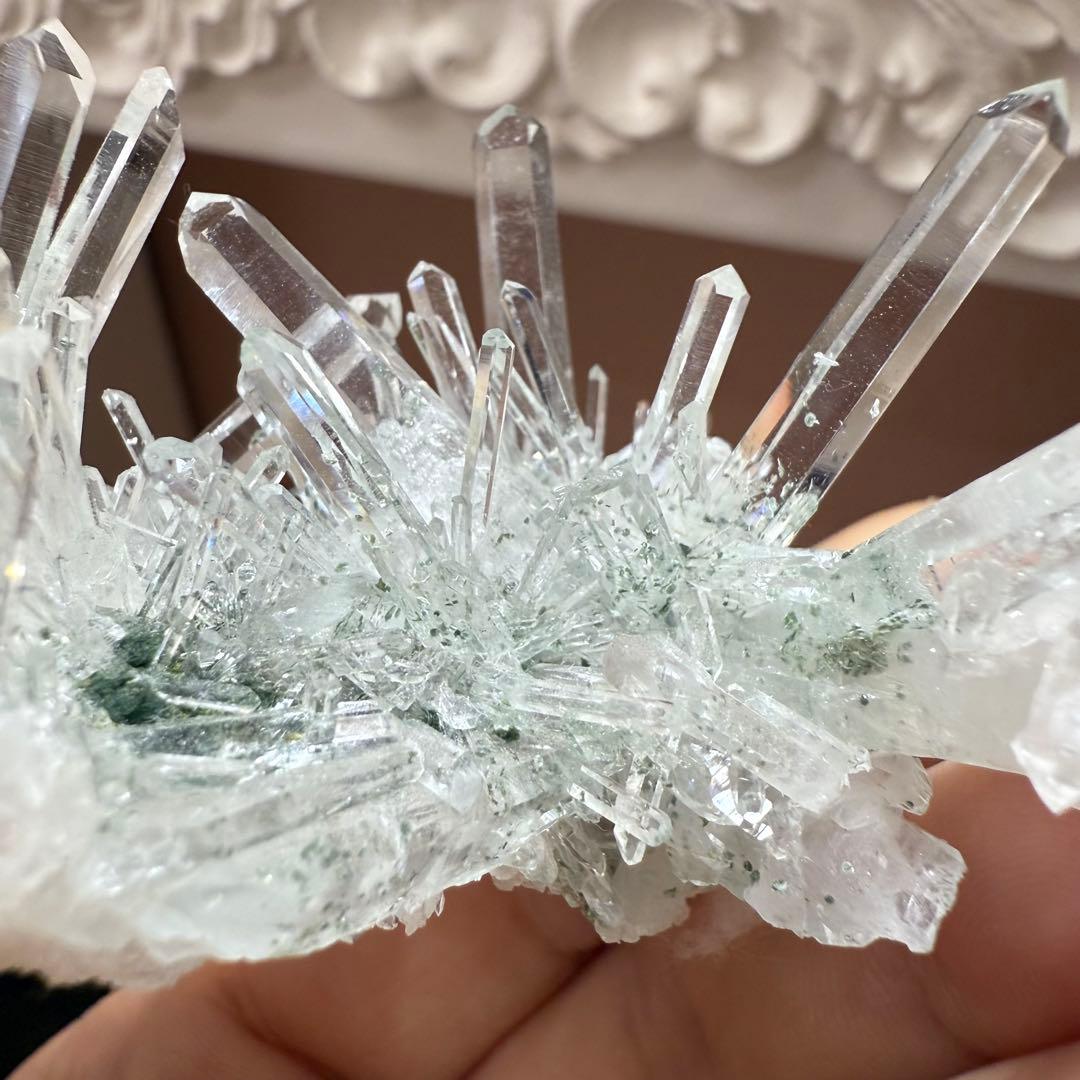 高品質　コロンビア産　レムリアンシードクラスター　自立　緑色の雲母共生⑤