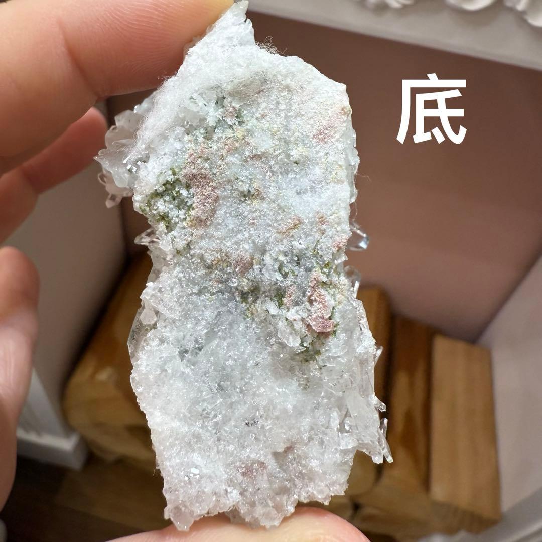 高品質　コロンビア産　レムリアンシードクラスター　自立　緑色の雲母共生⑤