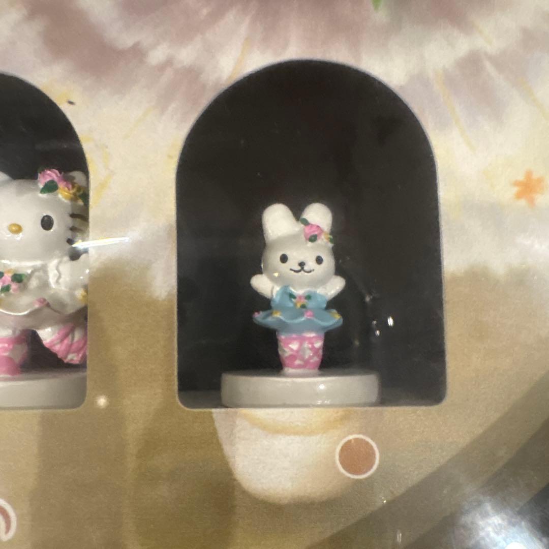 希少　2002年　バレリーナハローキティからくり時計