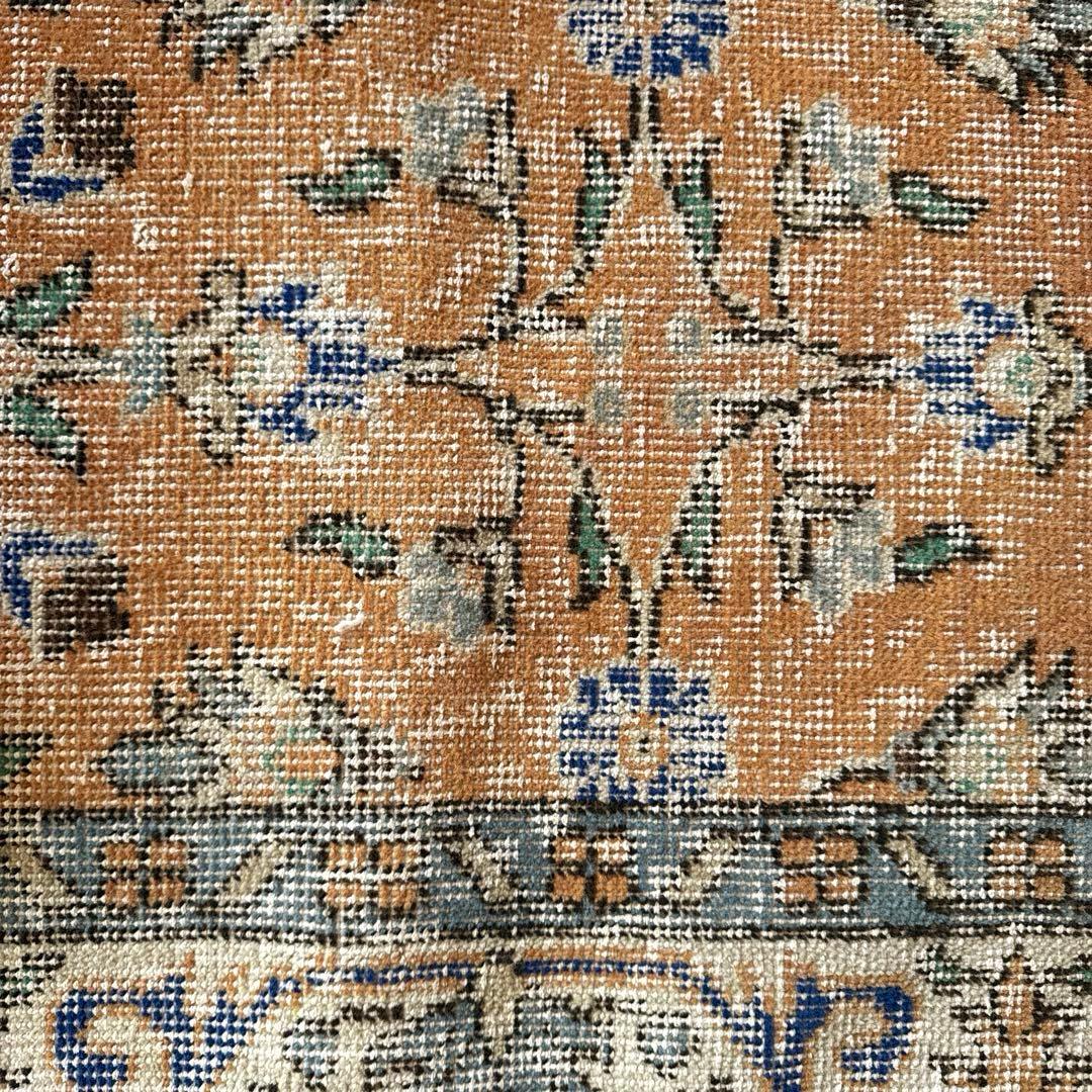 56×120ペールオレンジ　青い花　ボタニカル　トルコヴィンテージラグ