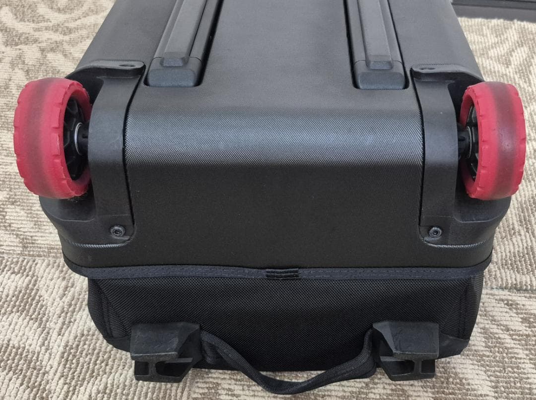 ノースフェイス　キャリーケース　機内OK　キャリーバッグ