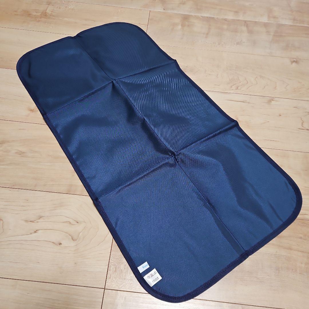 ☆familiar☆ネイビーマザーズバッグ刺繍☆ほぼ未使用☆オムツ替シート付☆