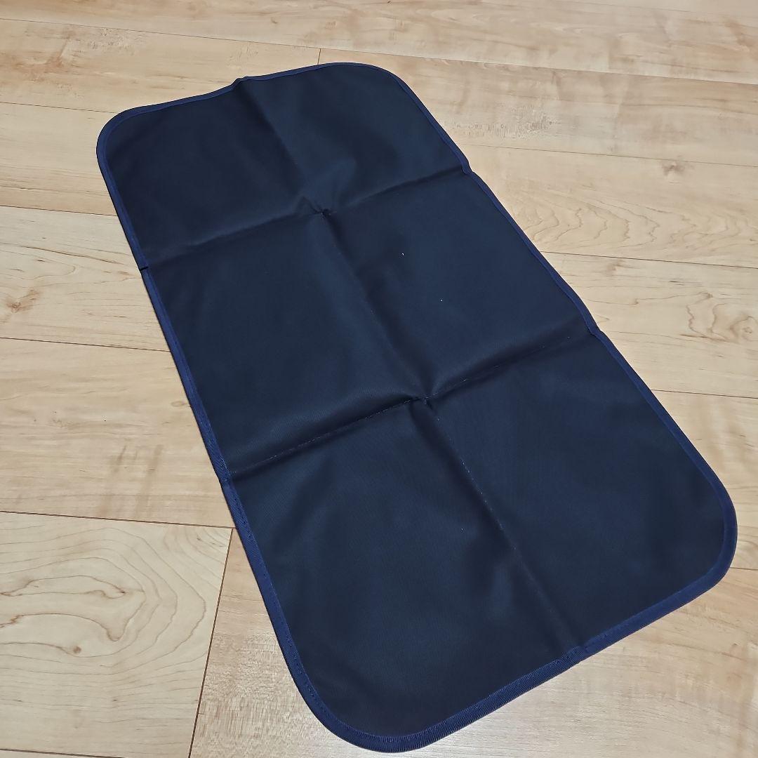 ☆familiar☆ネイビーマザーズバッグ刺繍☆ほぼ未使用☆オムツ替シート付☆