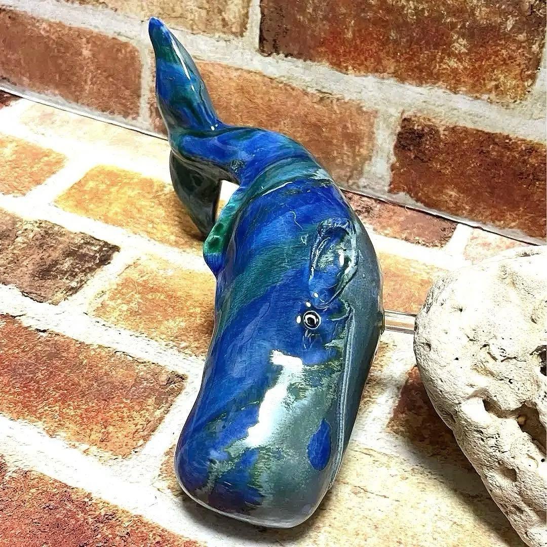 ハワイマウイ島クジラ置物