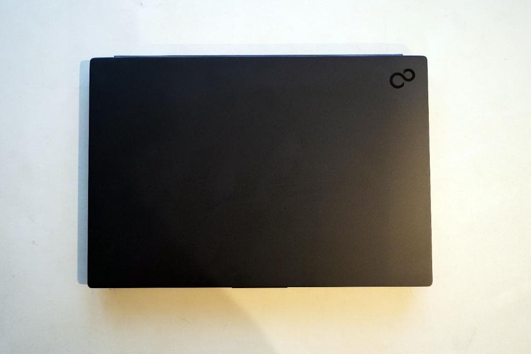 【世界最軽量級ノートパソコン】FMV WU5-K3 カスタムモデル