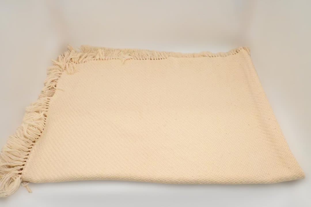 【美品】Hermès　エルメス　クリーム色　フリンジ付き毛布　ブランケット
