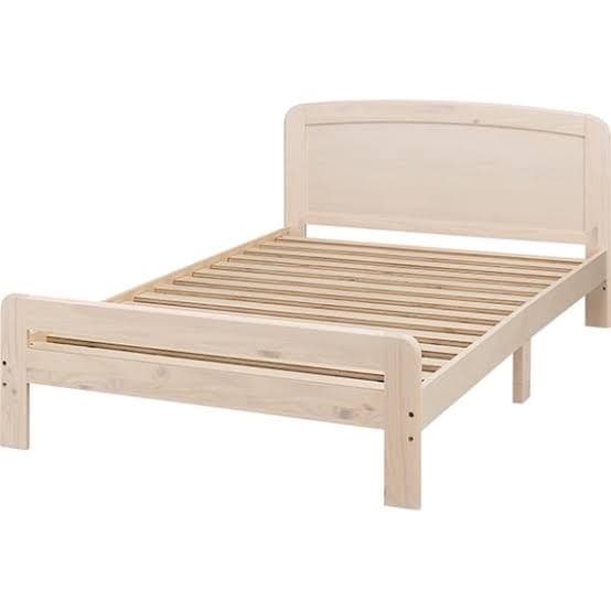 セミダブルベッド（マットレス、寝具付）