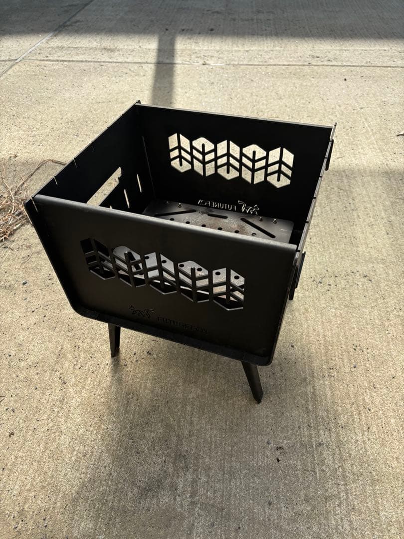 FUTUREFOX 焚き火台 ブラック