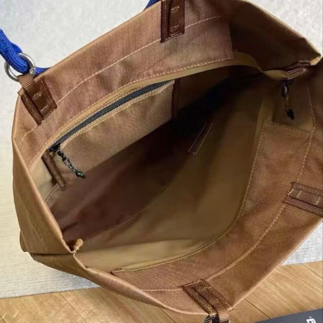 topologie カーキ トートバッグ