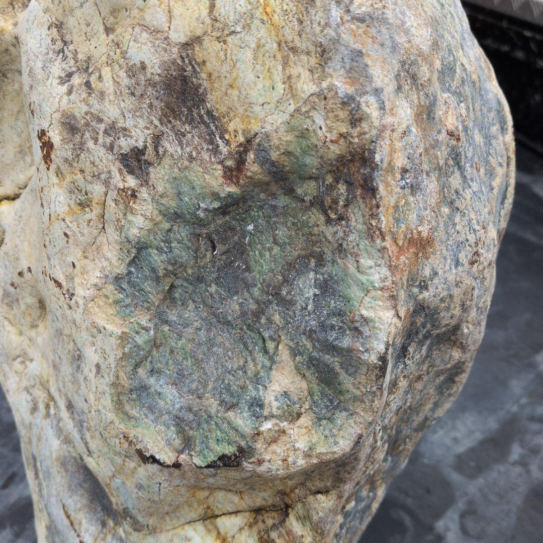 北海道産　日高翡翠　34キロ　庭石 石　鑑賞石　石材　庭　坪庭　翡翠