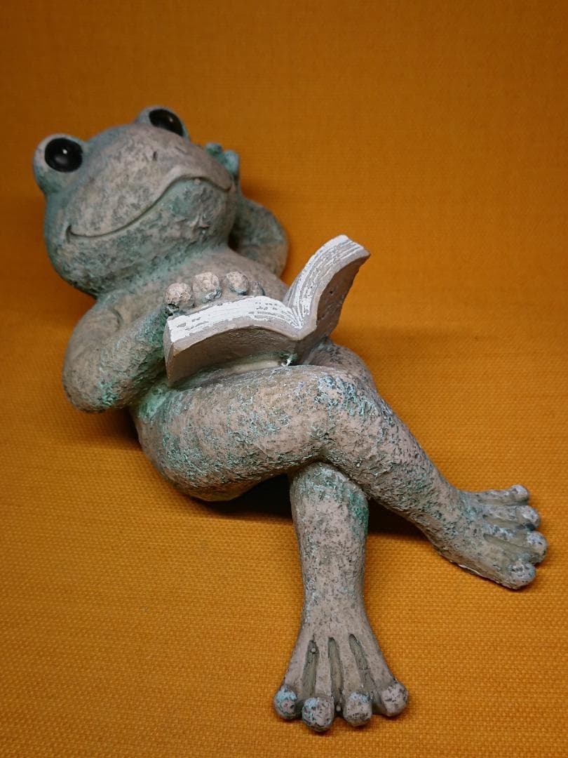 カエル　蛙　人形　彫像　オブジェ　置物　インテリア　工芸品　美術品　A3287