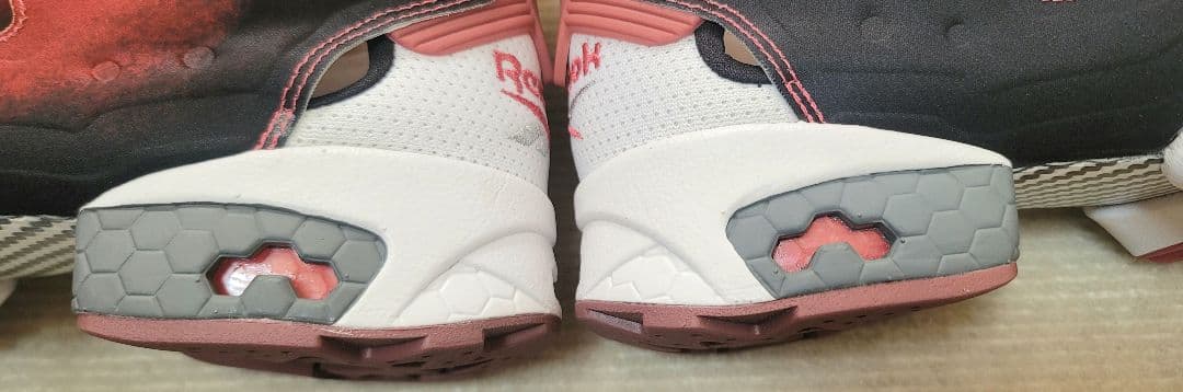 B'z PARTY限定 稲葉浩志×Reebok INSTAPUMP FURY