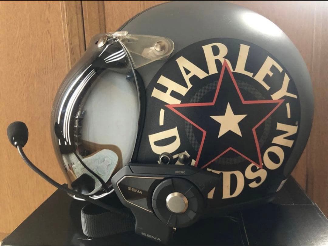 ハーレーダビッドソン　Arai バイクヘルメット (インカムは付属しません。)