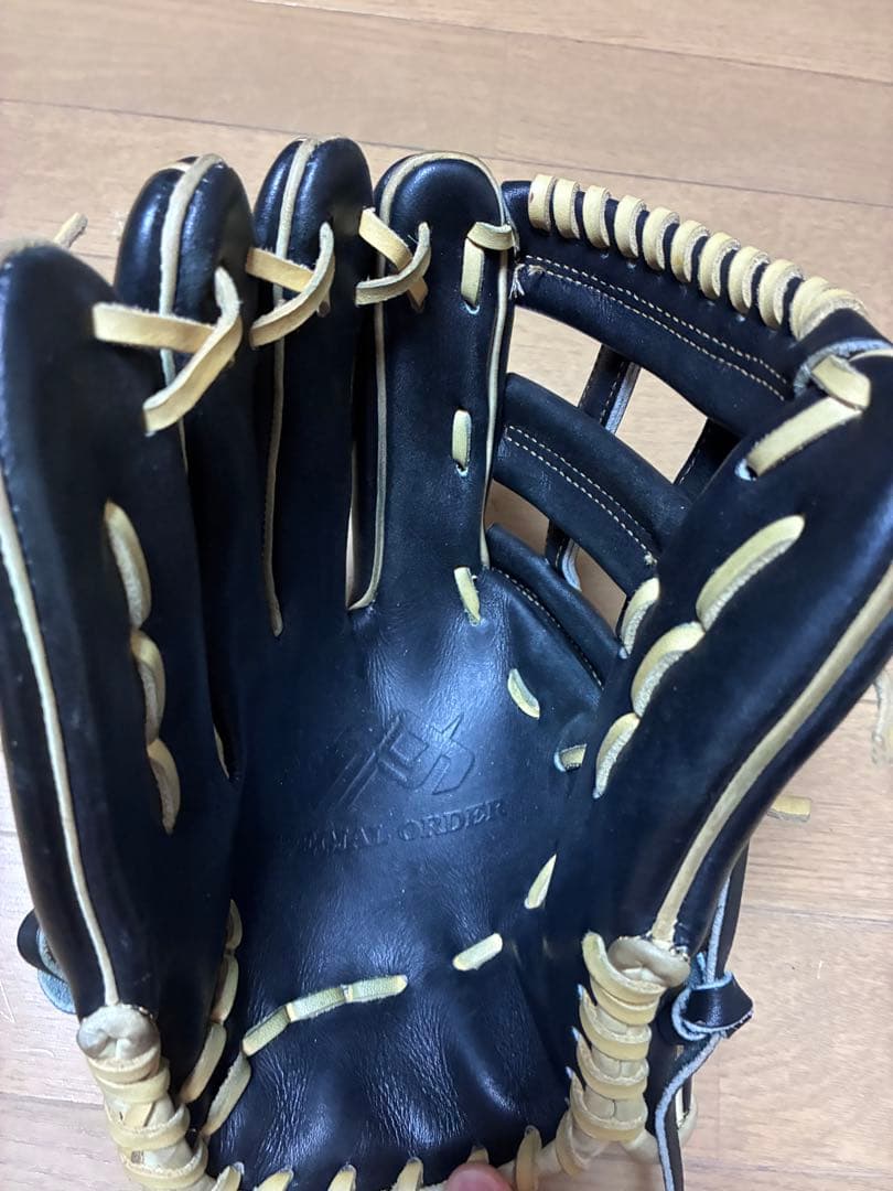 硬式野球 レザーグローブ 黒/ベージュ