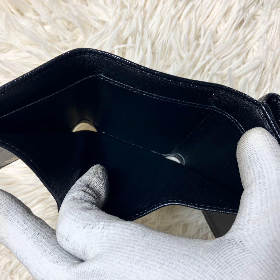【美品】 ブルガリ 折り財布 ビーゼロワン ロゴクリップ IC内蔵