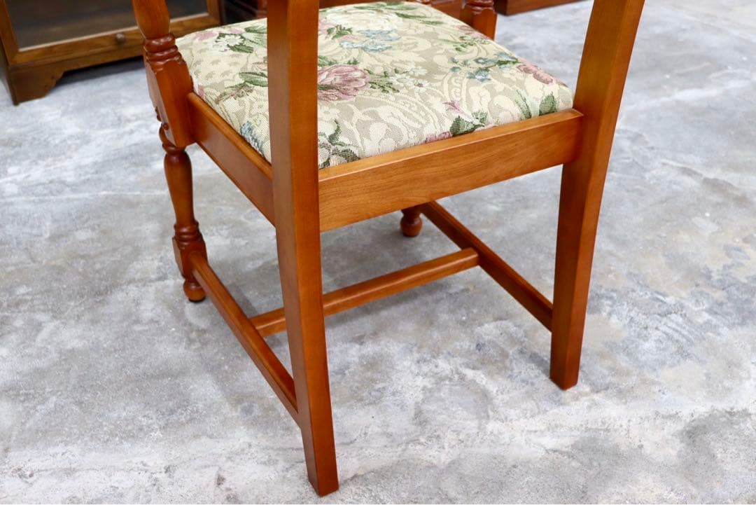 GMHS597C○横浜ダニエル / Daniel ダイニングチェア 椅子 アーム