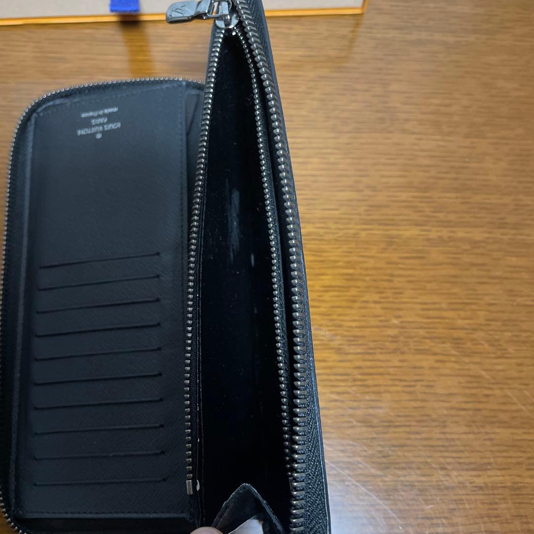 LOUIS VUITTON ルイヴィトン モノグラム エクリプス 財布