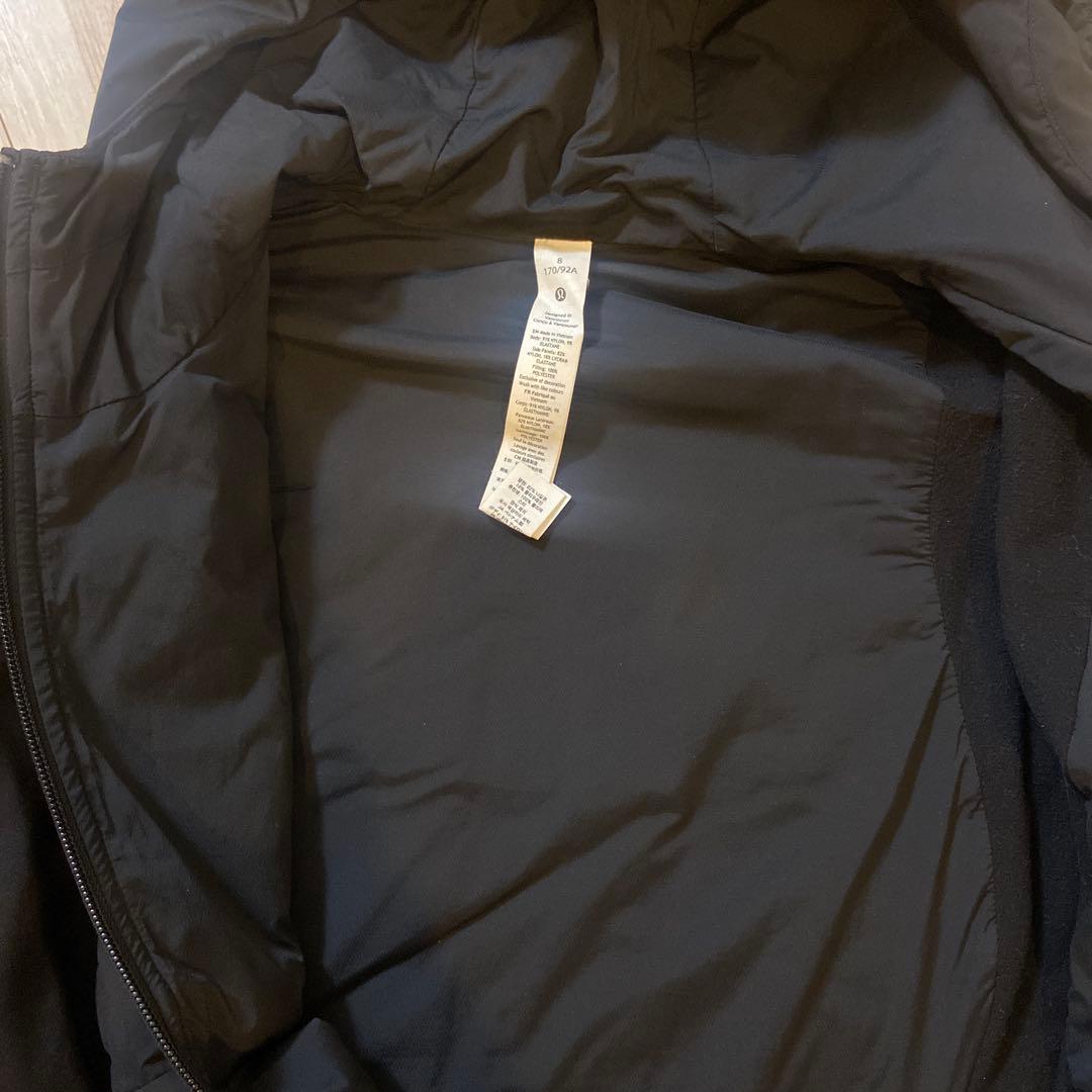 lululemon ジャケット